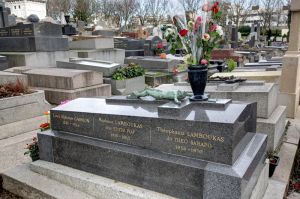 cemetery paris 7 sm.jpg